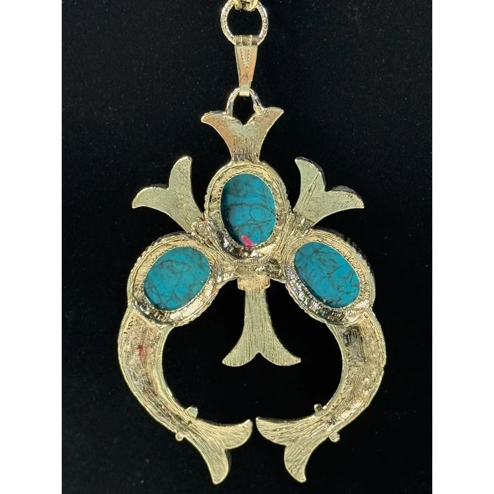 Turquoise‎ vtg Gemstone Southwestern Style Pendant Necklace Silver Tone